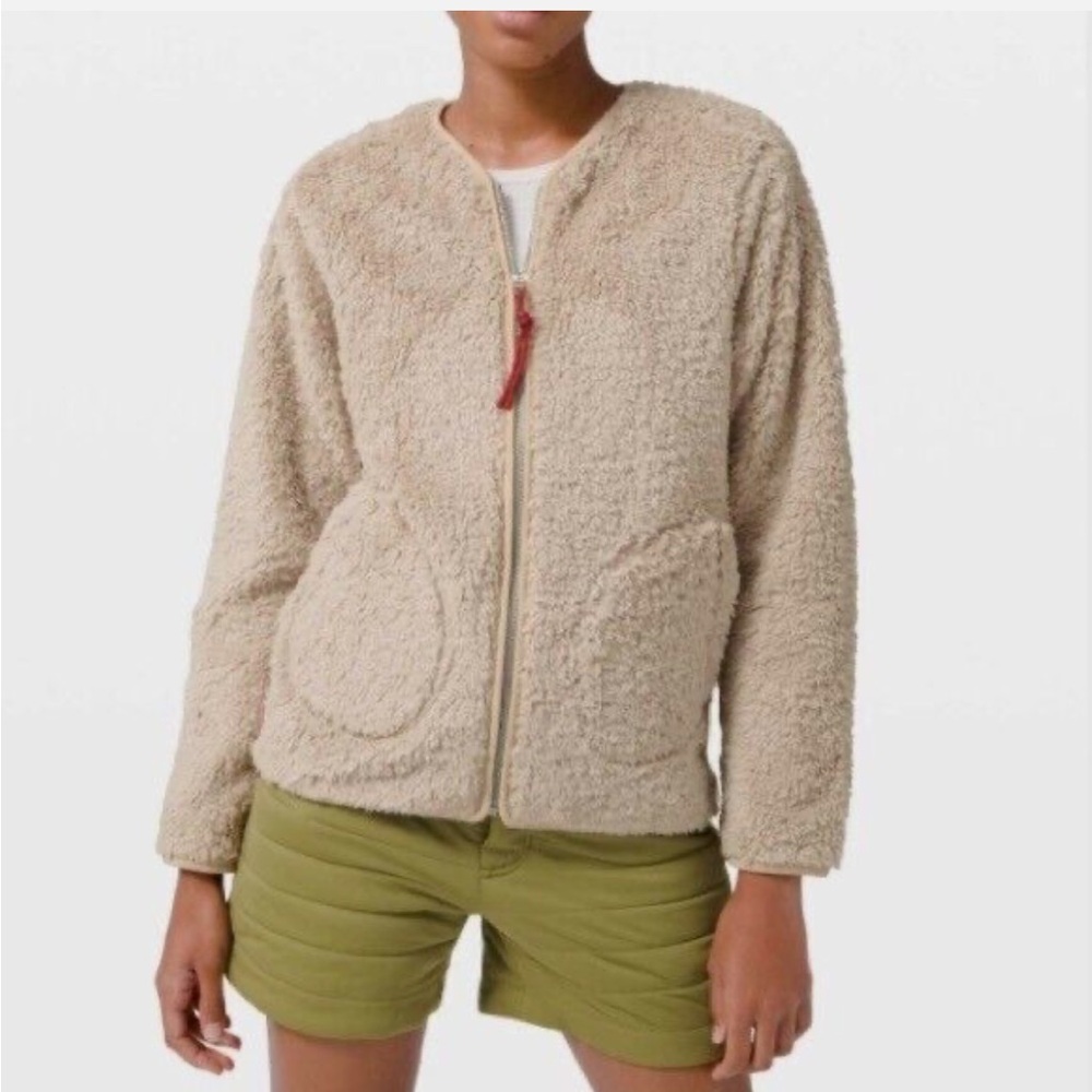 Lululemon “Oh So Sherpa” Full Zip Jacket (LIKE NEW)